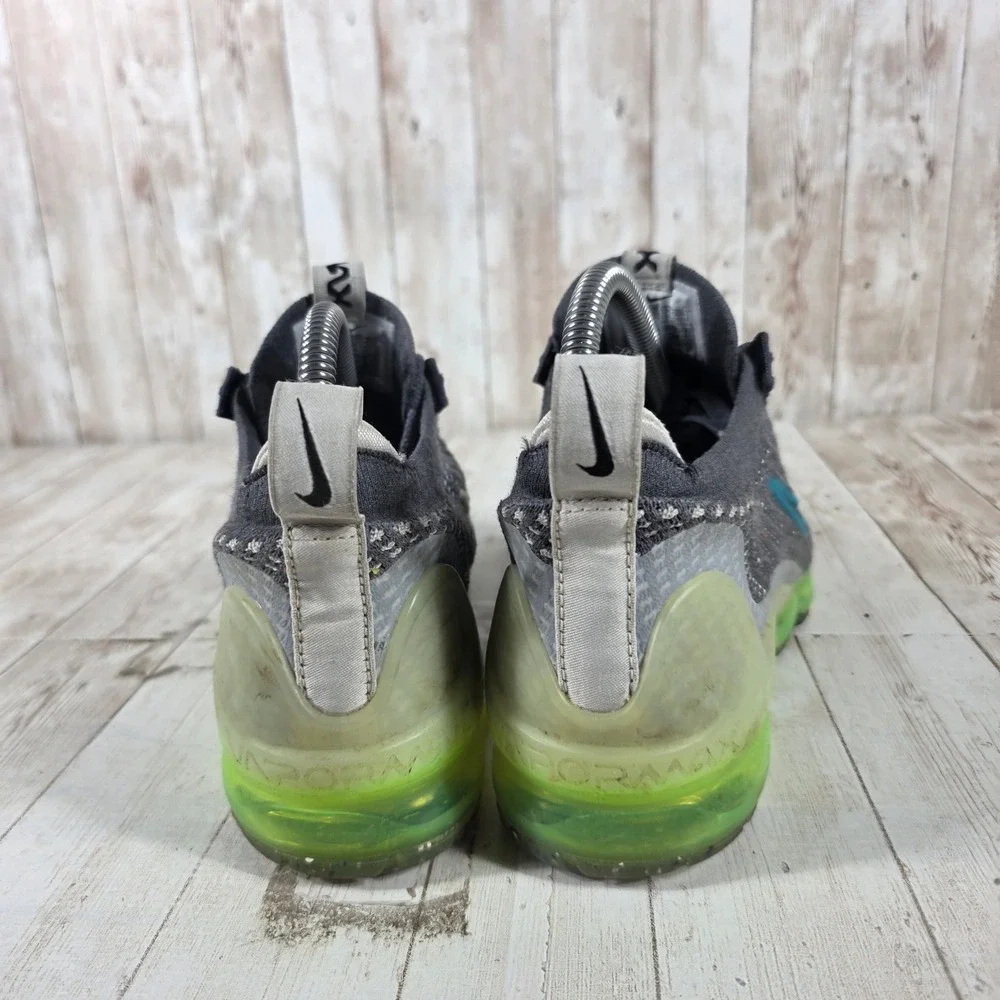 Nike Air VaporMax 2021 FK Smoke Grey Volt DB1550-009 Womens 6.5 /‎ Kids 5Y